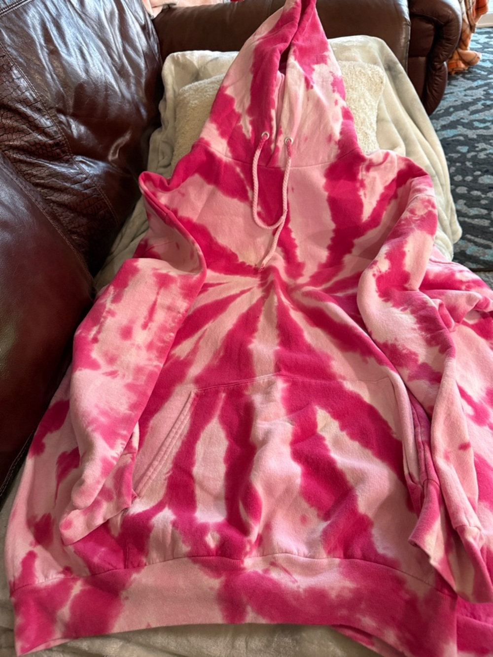 Gildan Pink and Hot Pink Tie-Dye Hoodie Sweatshirt
